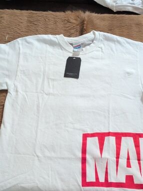 Junk Food TeeMarvel White Short Sleeve T-Shirt with Red Logo Block